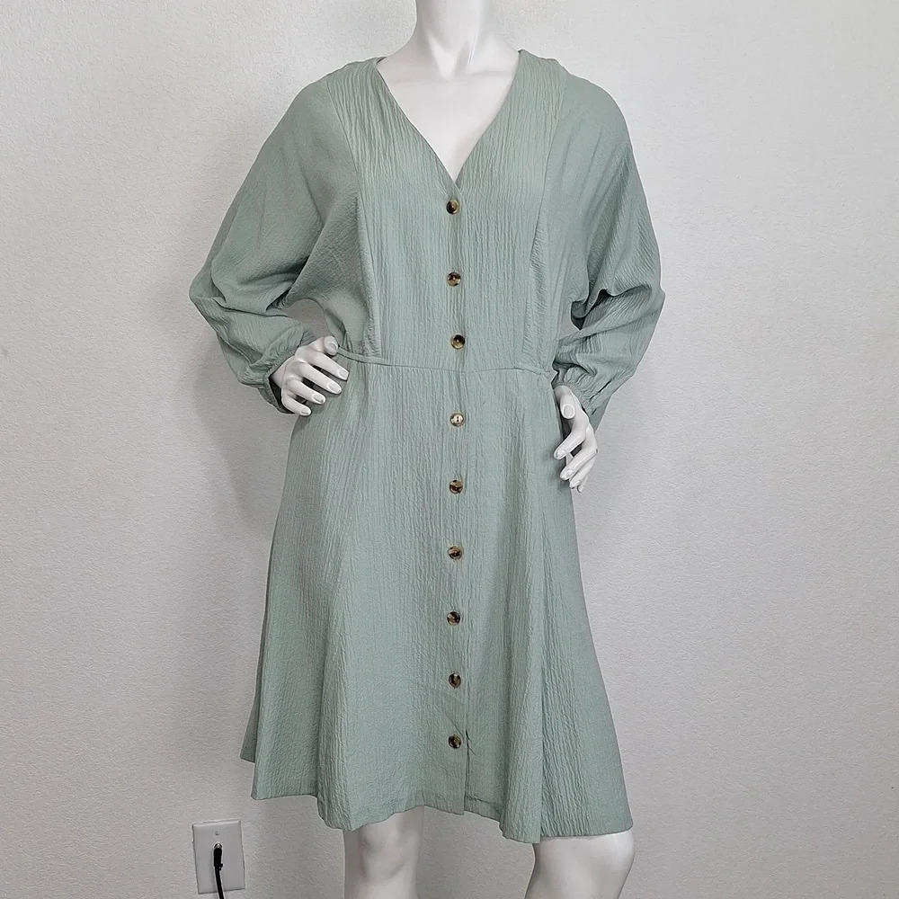Calvin Klein Sage Green Coquette Preppy V-Neck Button Front Shirt Dress Size 4